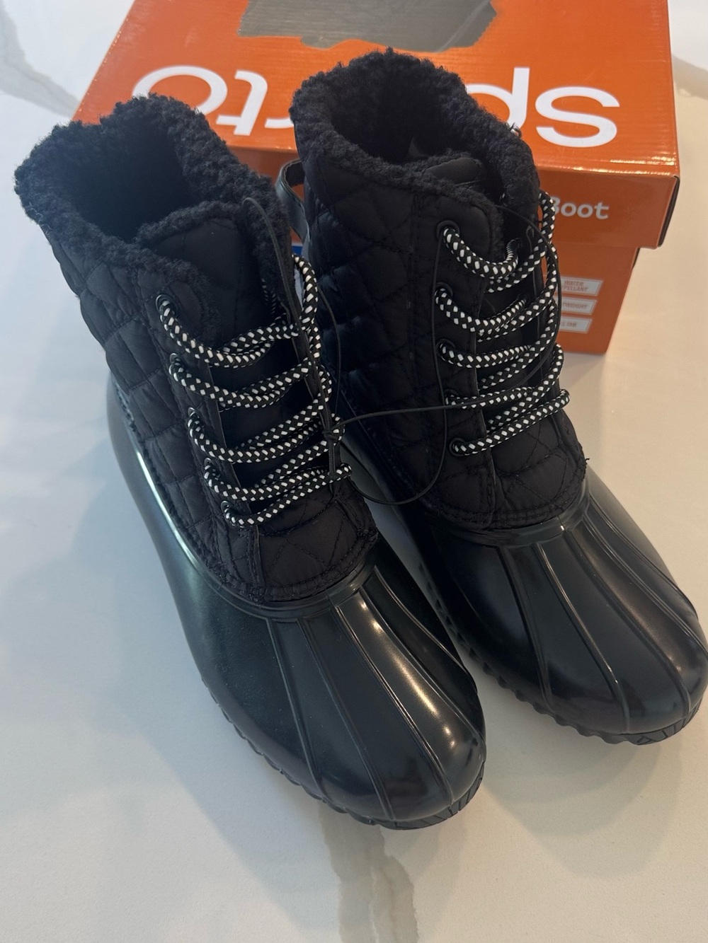 Sporto Black Quilted Winter Duck Boots with Reflective Laces